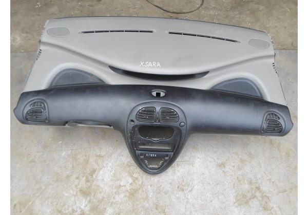 панель приладів,верхня частина Xsara Picasso,1.8b